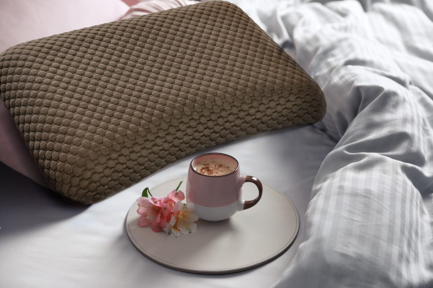 Эксклюзивная лечебно-профилактическая подушка Darly П501 LUBUA, Мокко купить в OrtoMir24